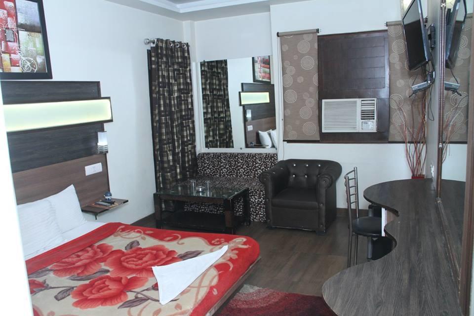 Dreamz Suites New Delhi Eksteriør billede